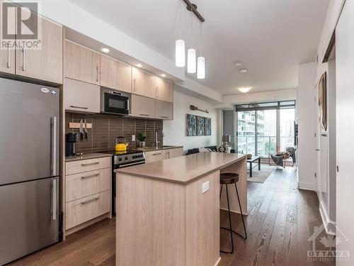 255 Bay Street Unit#1308, Ottawa, ON - Indoor Photo Showing Kitchen With Stainless Steel Kitchen With Upgraded Kitchen