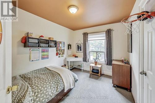 82 Ottawa Street S, Hamilton (Delta), ON - Indoor Photo Showing Bedroom