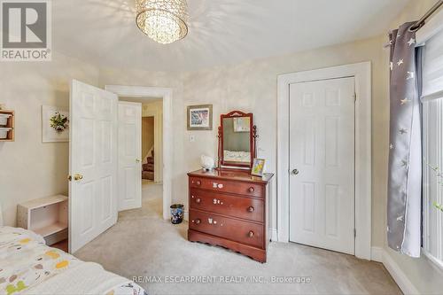 82 Ottawa Street S, Hamilton (Delta), ON - Indoor Photo Showing Bedroom