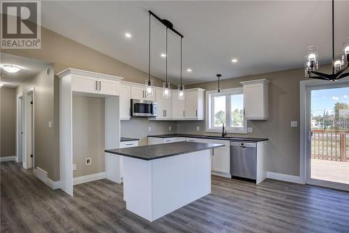 4337 Larocque Avenue, Val Caron, ON - Indoor Photo Showing Kitchen With Upgraded Kitchen