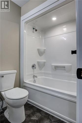 4337 Larocque Avenue, Val Caron, ON - Indoor Photo Showing Bathroom