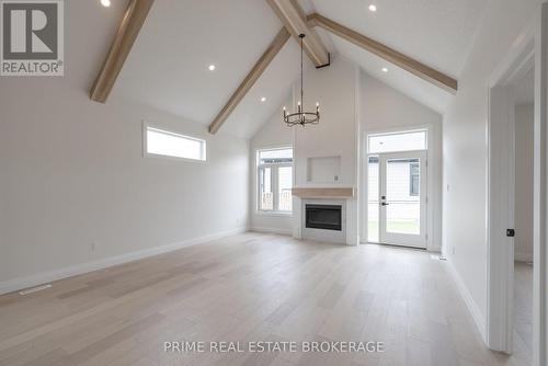 35 - 63 Compass Trail, Central Elgin (Port Stanley), ON - Indoor With Fireplace