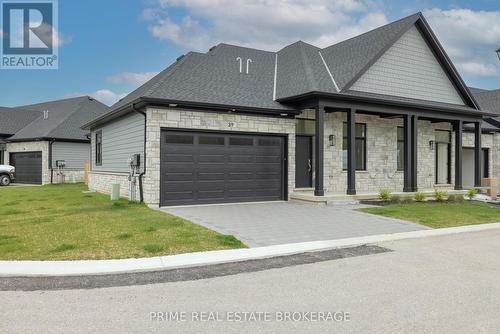 35 - 63 Compass Trail, Central Elgin (Port Stanley), ON - Outdoor With Facade