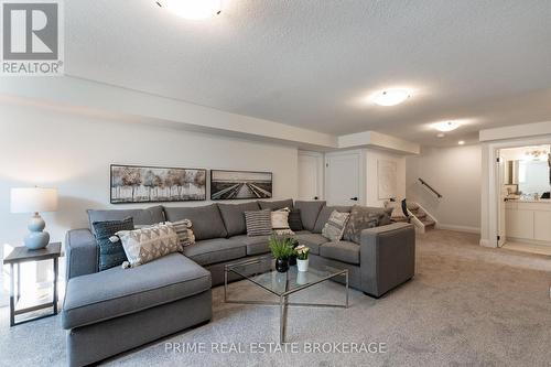 47 - 63 Compass Trail, Central Elgin (Port Stanley), ON - Indoor Photo Showing Living Room