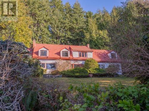 7108 Kemano Street, Powell River, BC - Outdoor