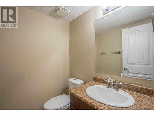 8542 St Lawrence Avenue, Prince George, BC - Indoor Photo Showing Bathroom