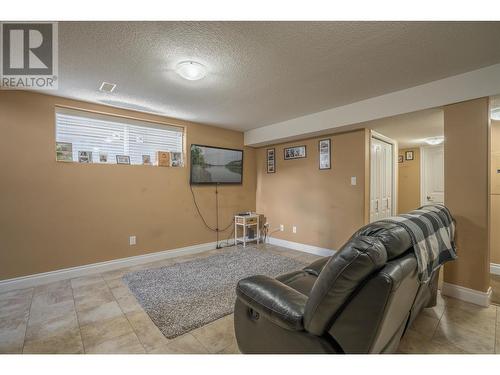 8542 St Lawrence Avenue, Prince George, BC - Indoor