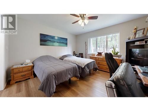 4908 Peasim Court, 108 Mile Ranch, BC - Indoor Photo Showing Bedroom