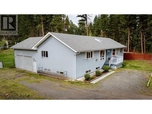 4908 Peasim Court, 108 Mile Ranch, BC - Outdoor