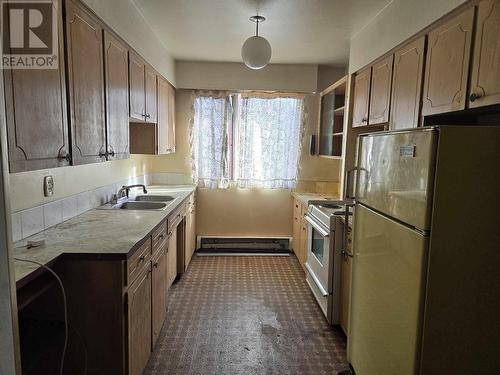 2149-2151 Norwood Street, Prince George, BC - Indoor Photo Showing Kitchen With Double Sink