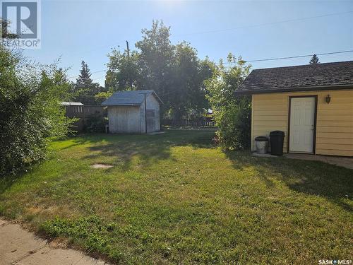 203 Main Street, Lipton, SK - Outdoor