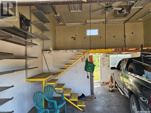 203 Main Street, Lipton, SK - Indoor Photo Showing Garage