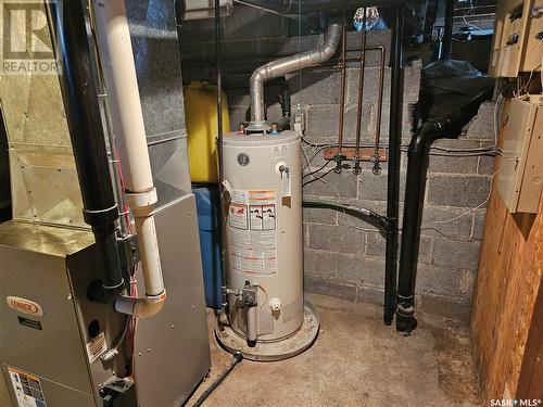 203 Main Street, Lipton, SK - Indoor Photo Showing Basement