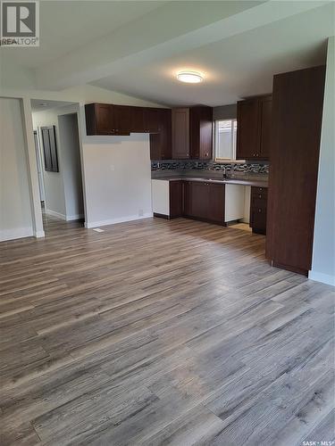 703-705 Weldon Avenue, Saskatoon, SK - Indoor Photo Showing Kitchen