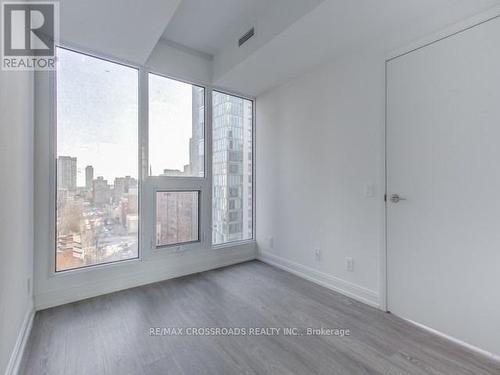 910 - 181 Dundas Street E, Toronto, ON - Indoor Photo Showing Other Room