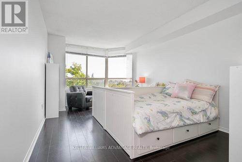 522 - 3 Greystone Walk Drive, Toronto, ON - Indoor Photo Showing Bedroom