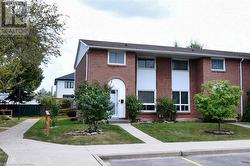 150 GATESHEAD Crescent Unit# 122  Stoney Creek, ON L8G 4A7