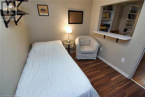 150 Gateshead Crescent Unit# 122, Stoney Creek, ON - Indoor Photo Showing Bedroom