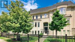 42 - 4123 SHIPP DRIVE  Mississauga, ON L4Z 0A7