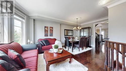 42 - 4123 Shipp Drive, Mississauga (City Centre), ON - Indoor Photo Showing Living Room