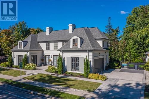 393 Maple Grove Drive, Oakville, ON - Outdoor With Facade