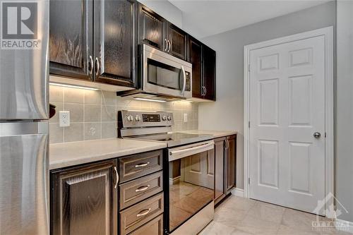 1113K Stittsville Main Street, Stittsville, ON - Indoor Photo Showing Kitchen