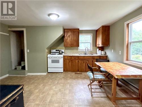 169 Bay Du Vin River Road, Bay Du Vin, NB - Indoor Photo Showing Kitchen With Double Sink