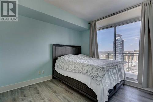 2203, 1111 10 Street Sw, Calgary, AB - Indoor Photo Showing Bedroom