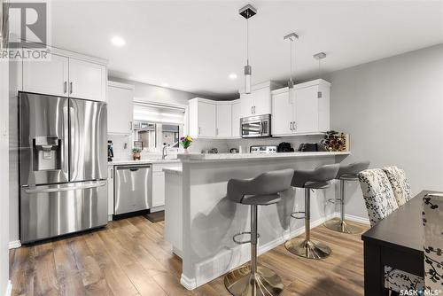 5545 Cederholm Avenue, Regina, SK - Indoor Photo Showing Kitchen With Stainless Steel Kitchen With Upgraded Kitchen