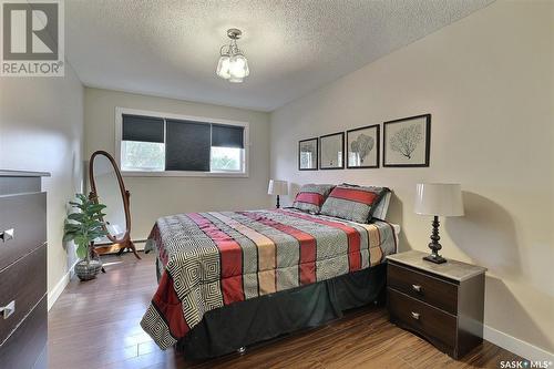 5 230 Broadway Avenue E, Regina, SK - Indoor Photo Showing Bedroom