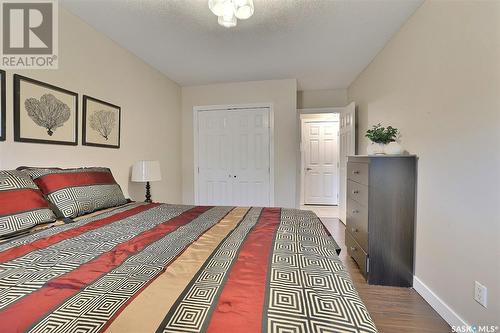 5 230 Broadway Avenue E, Regina, SK - Indoor Photo Showing Bedroom