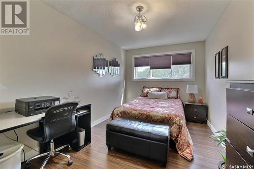 5 230 Broadway Avenue E, Regina, SK - Indoor Photo Showing Bedroom