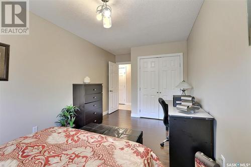 5 230 Broadway Avenue E, Regina, SK - Indoor Photo Showing Bedroom