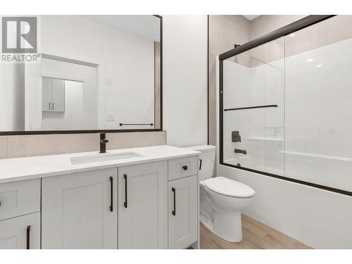 3924 Brink Court, Prince George, BC - Indoor Photo Showing Bathroom