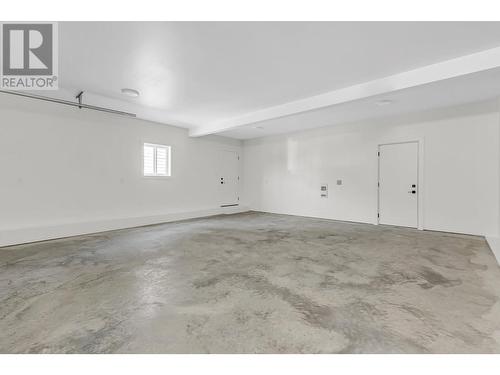 3924 Brink Court, Prince George, BC - Indoor Photo Showing Garage