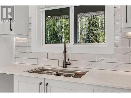 3924 Brink Court, Prince George, BC - Indoor Photo Showing Kitchen With Double Sink