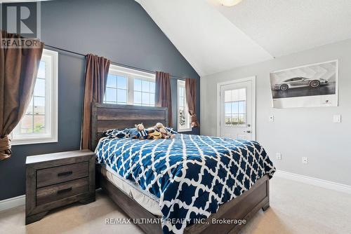 204 Strachan Trail, New Tecumseth, ON - Indoor Photo Showing Bedroom