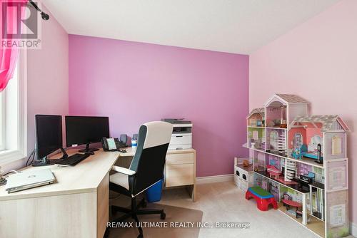 204 Strachan Trail, New Tecumseth, ON - Indoor Photo Showing Office