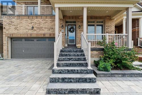 204 Strachan Trail, New Tecumseth, ON - Outdoor With Facade