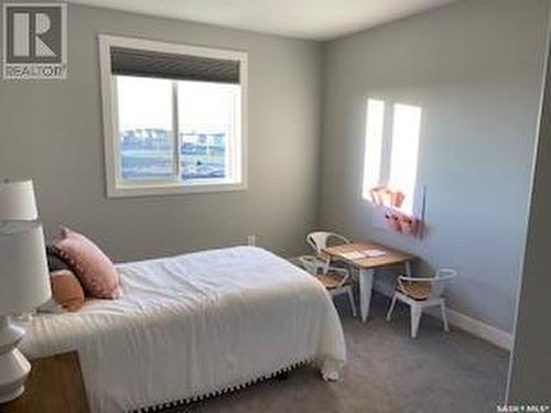 118 Katz Avenue, Saskatoon, SK - Indoor Photo Showing Bedroom