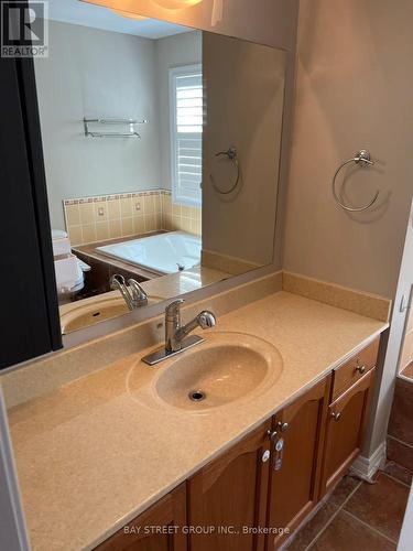 2 Castleview Crescent, Markham, ON - Indoor Photo Showing Bathroom