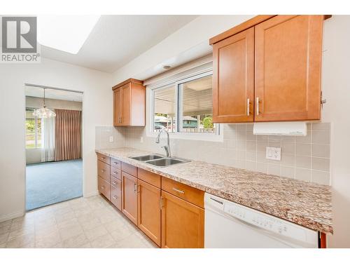 1510 Tulip  Street, Trail, BC - Indoor Photo Showing Kitchen With Double Sink