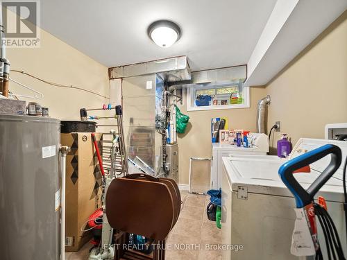 18 Ridgeway Avenue, Barrie, ON - Indoor Photo Showing Laundry Room