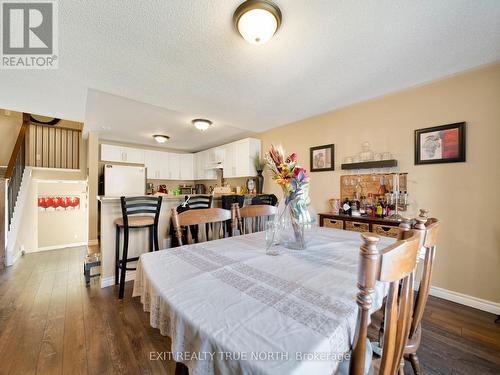 18 Ridgeway Avenue, Barrie, ON - Indoor Photo Showing Dining Room