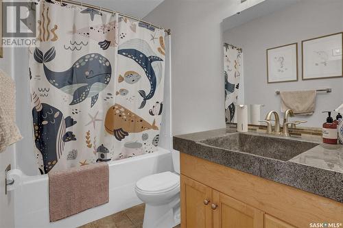 3640 Bishop Crescent E, Regina, SK - Indoor Photo Showing Bathroom