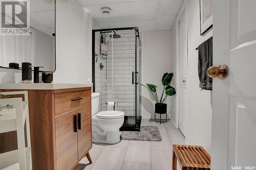 3640 Bishop Crescent E, Regina, SK - Indoor Photo Showing Bathroom