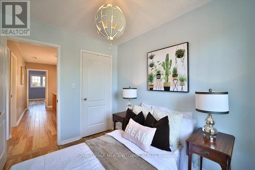 9 Blackcherry Lane, Brampton (Sandringham-Wellington), ON - Indoor Photo Showing Bedroom