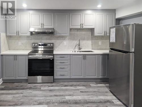 1 Fahey Drive, Brampton, ON - Indoor Photo Showing Kitchen With Double Sink With Upgraded Kitchen