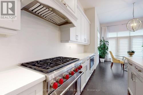 70 Threshing Mill Boulevard, Oakville, ON - Indoor Photo Showing Kitchen With Upgraded Kitchen