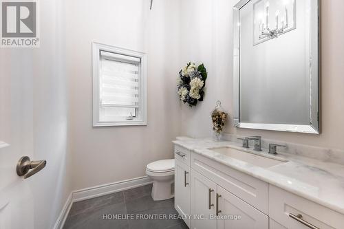 70 Threshing Mill Boulevard, Oakville, ON - Indoor Photo Showing Bathroom